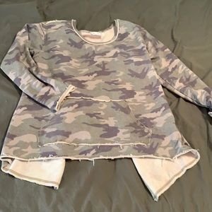Army/camouflage sweatshirt